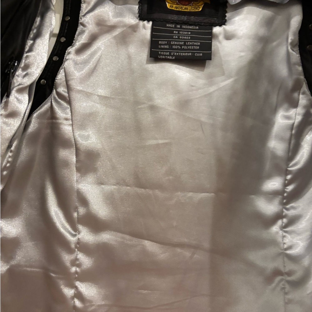 Vintage Harley Davidson Black Leather fancy ✨silver  Studded ✨Vest -XS-Zip front - Picture 8 of 16